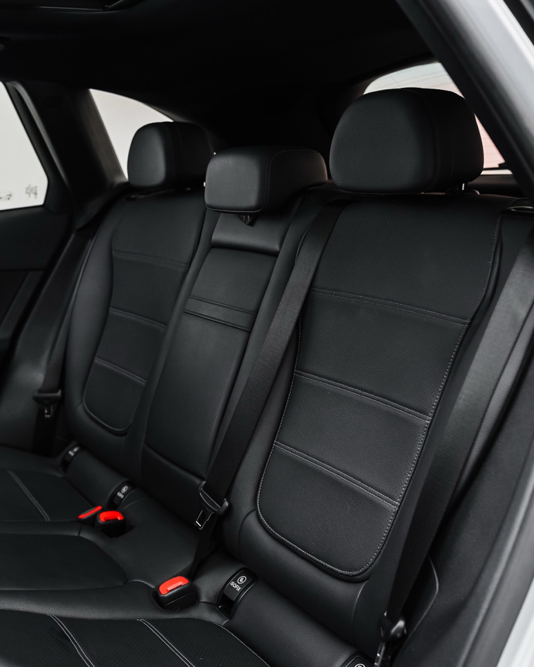 MERCEDES-BENZ GLC - Imagem 8