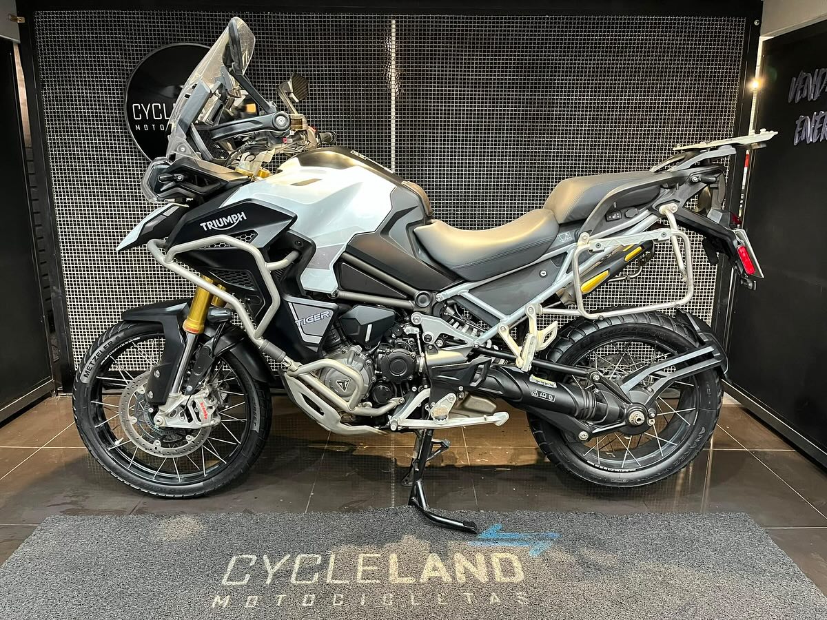 TRIUMPH TIGER 1200 RALLY EXPLORER - Imagem 4