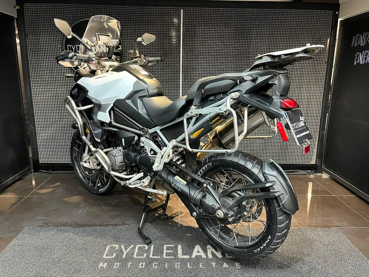 TRIUMPH TIGER 1200 RALLY EXPLORER - Imagem 6