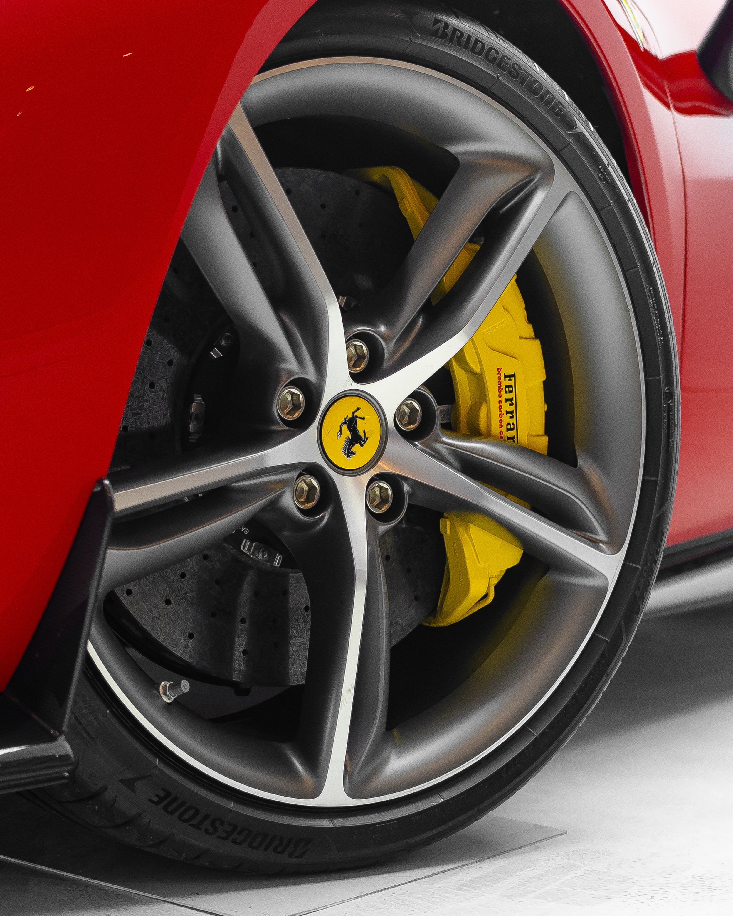 FERRARI 296 GTS - Imagem 7