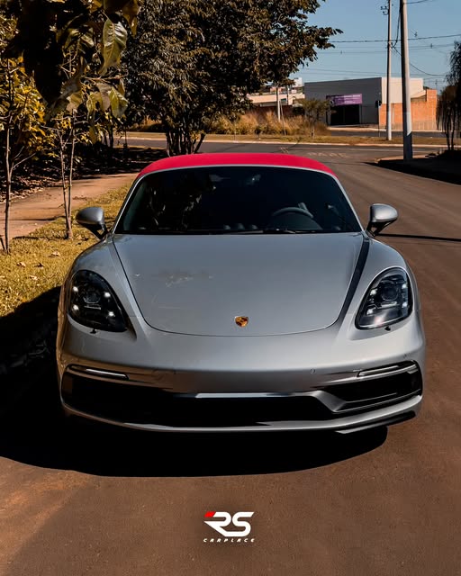 PORSCHE 718 BOXSTER GTS - Imagem 2