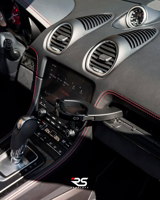 PORSCHE 718 BOXSTER GTS - Imagem 9