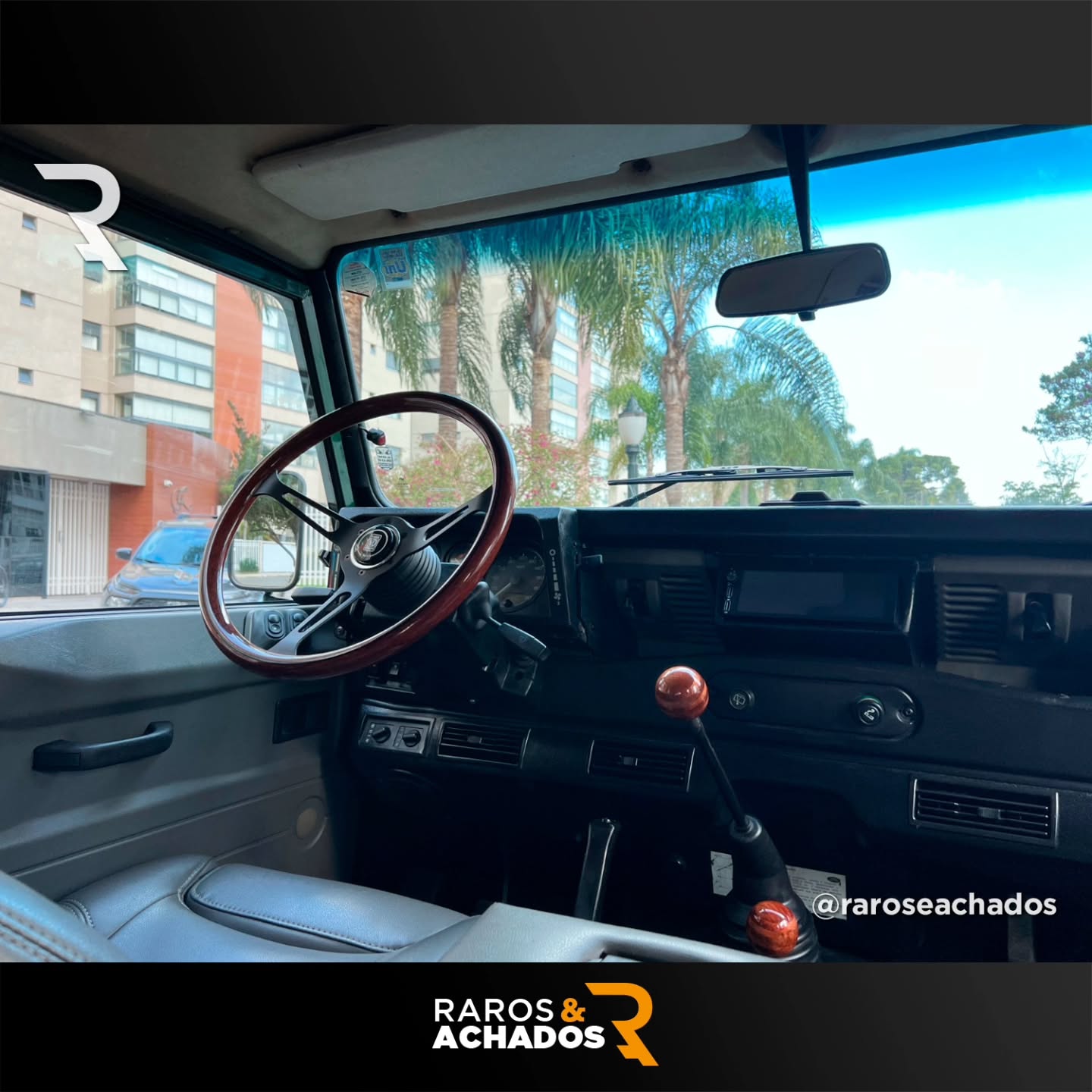 LAND ROVER DEFENDER 90 SW 2.5 TDI - Imagem 14