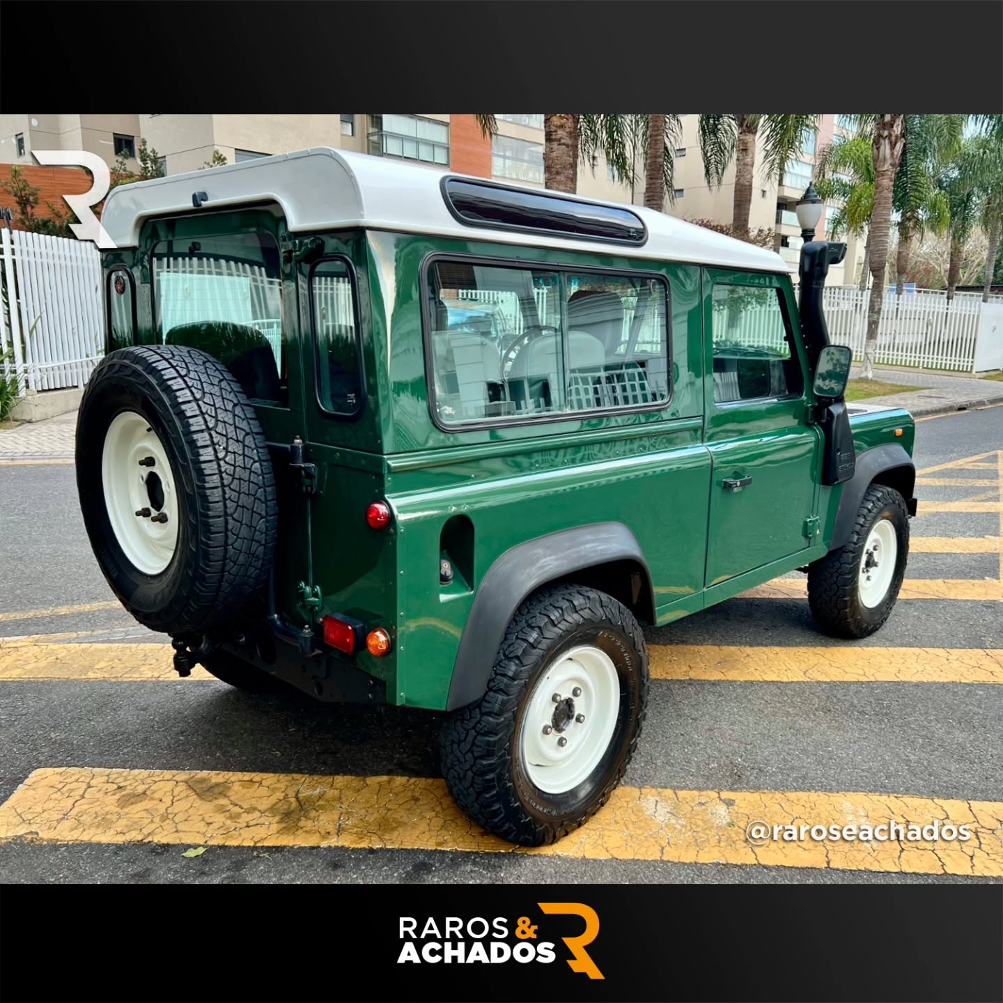 LAND ROVER DEFENDER 90 SW 2.5 TDI - Imagem 4
