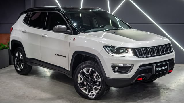 JEEP COMPASS TRAILHAWK - Imagem 11