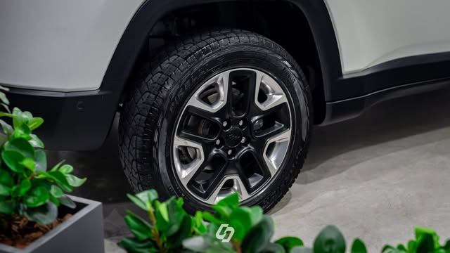 JEEP COMPASS TRAILHAWK - Imagem 15
