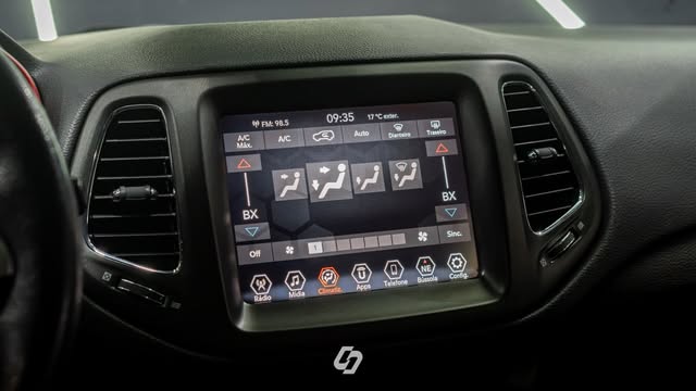 JEEP COMPASS TRAILHAWK - Imagem 6
