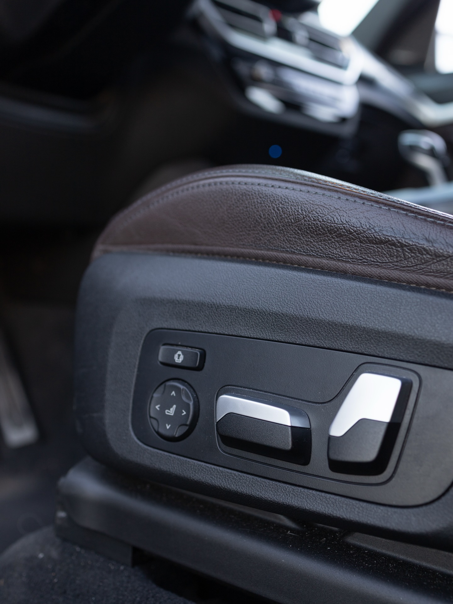 BMW X3 XDRIVE30E M SPORT - Imagem 14