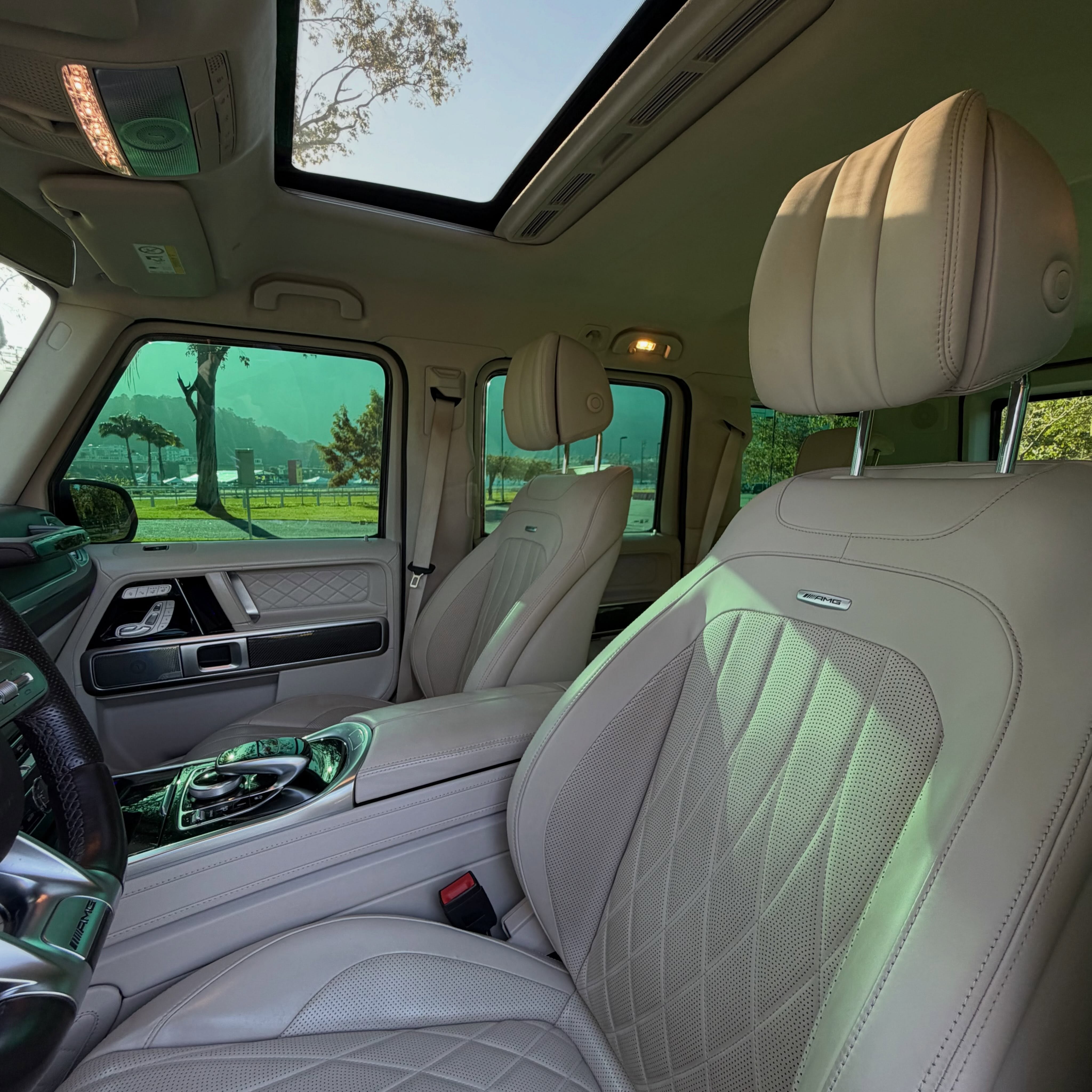 MERCEDES-BENZ G63 AMG - Imagem 10