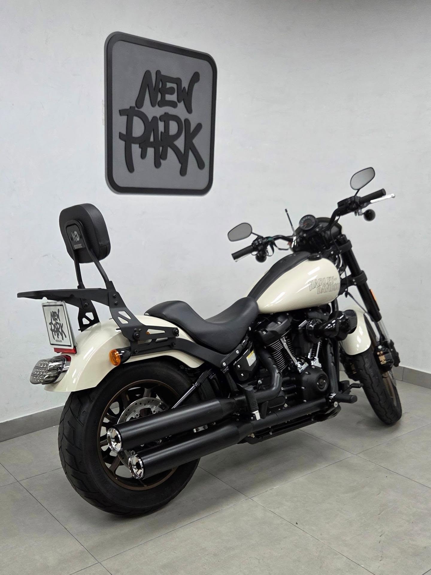 HARLEY-DAVIDSON SOFTAIL LOW RIDER S - Imagem 1