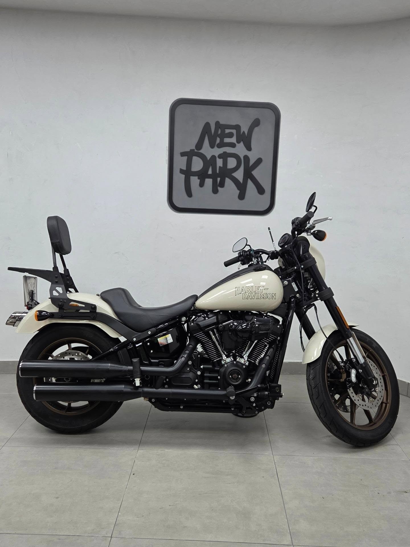 HARLEY-DAVIDSON SOFTAIL LOW RIDER S - Imagem 2