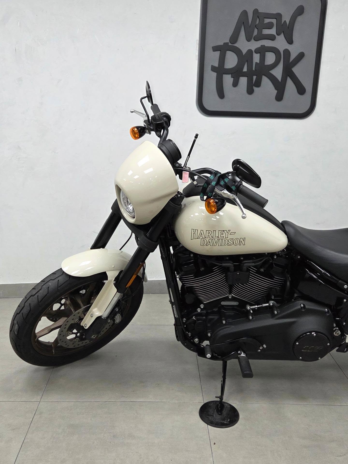 HARLEY-DAVIDSON SOFTAIL LOW RIDER S - Imagem 11