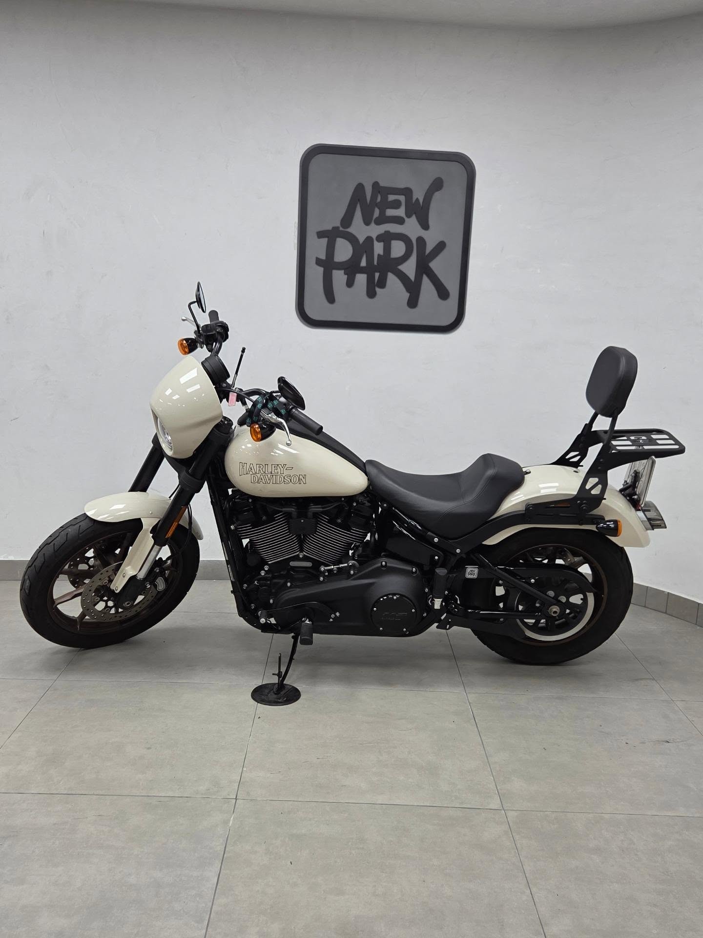 HARLEY-DAVIDSON SOFTAIL LOW RIDER S - Imagem 12