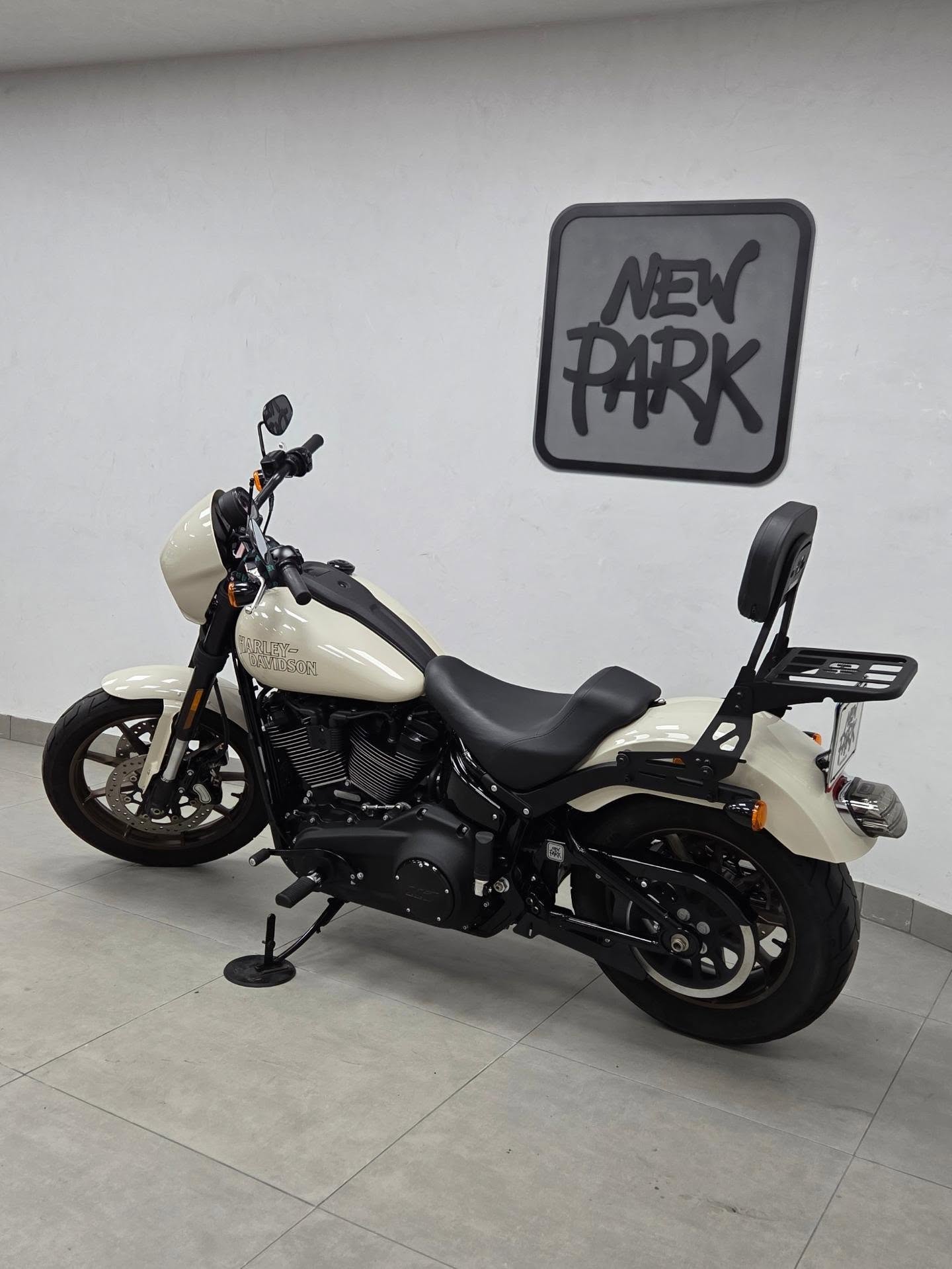 HARLEY-DAVIDSON SOFTAIL LOW RIDER S - Imagem 14