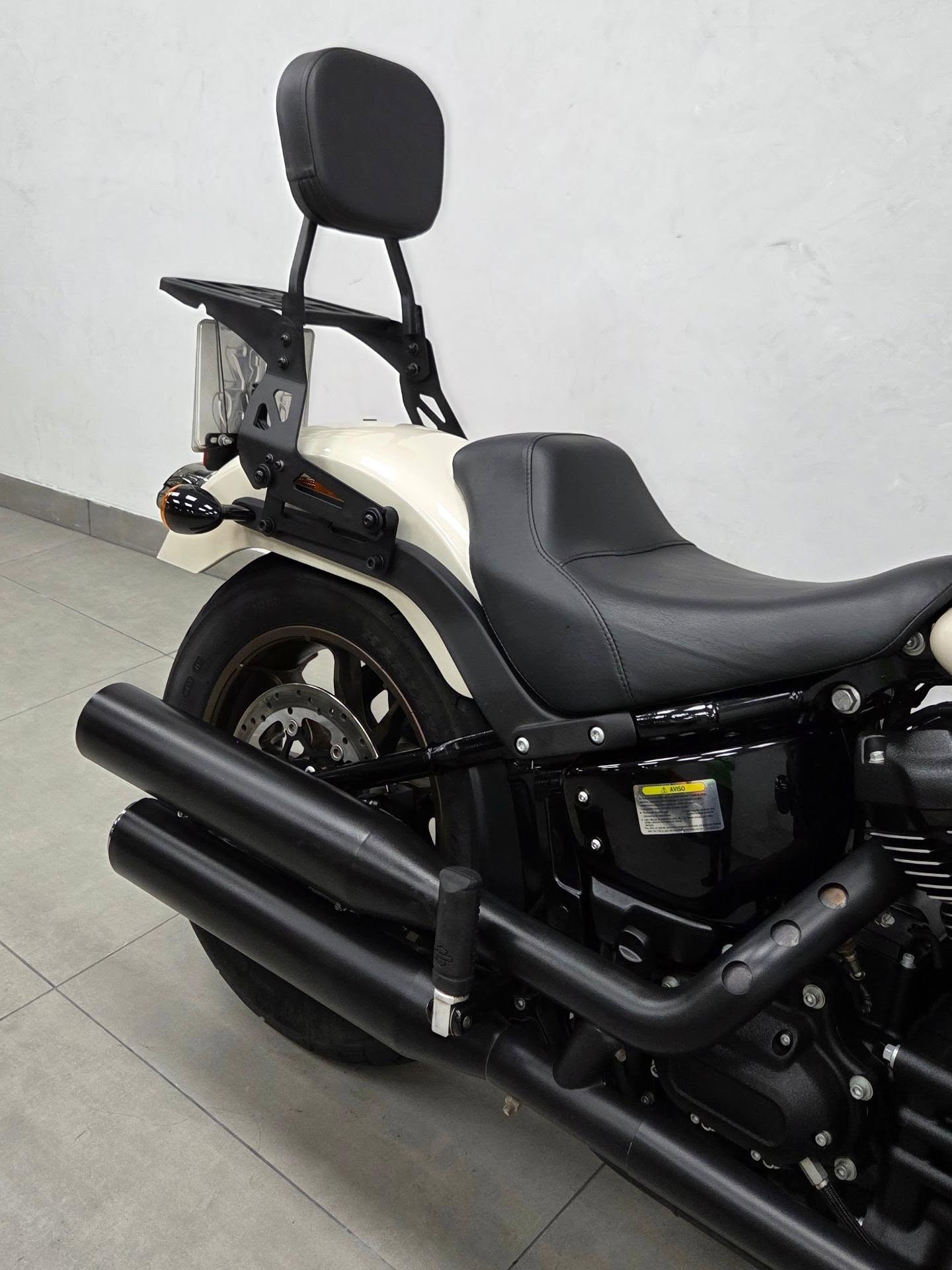 HARLEY-DAVIDSON SOFTAIL LOW RIDER S - Imagem 4