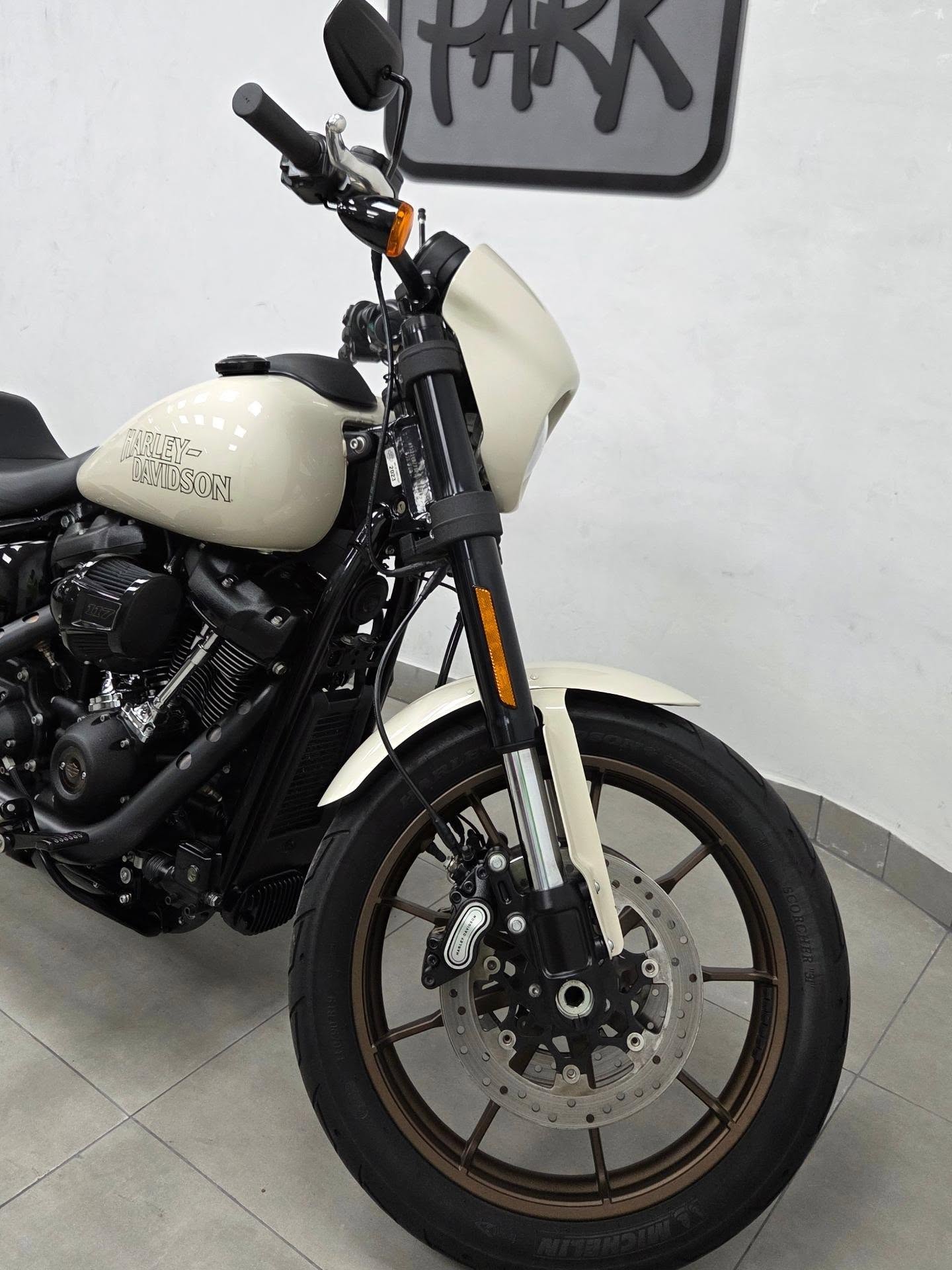 HARLEY-DAVIDSON SOFTAIL LOW RIDER S - Imagem 5