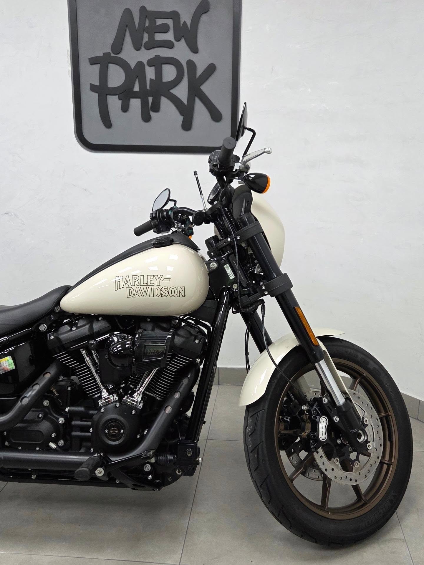 HARLEY-DAVIDSON SOFTAIL LOW RIDER S - Imagem 6