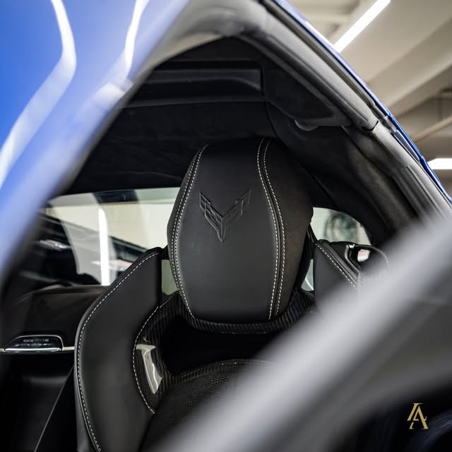 CHEVROLET CORVETTE STINGRAY LT3 TARGA - Imagem 9