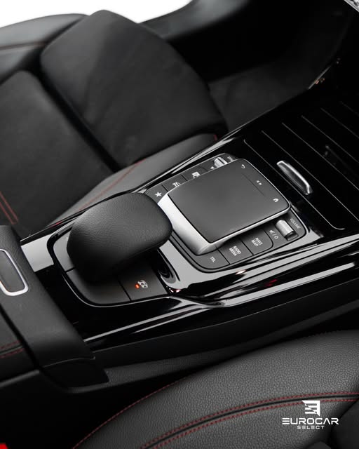 MERCEDES-BENZ CLA 45 S 4MATIC+ - Imagem 6