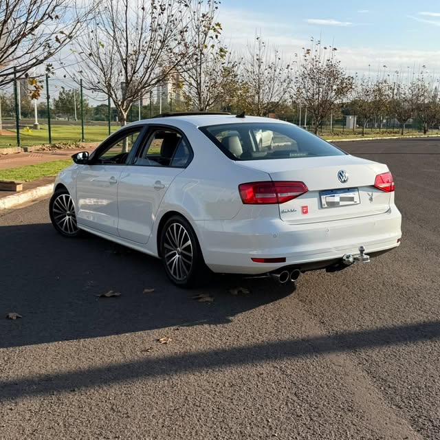 VOLKSWAGEN JETTA COMFORTLINE - Imagem 2
