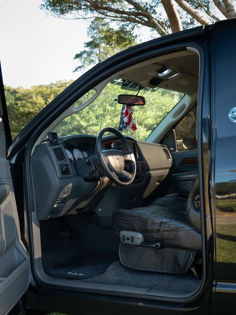 DODGE RAM 2500 SLT - Imagem 2