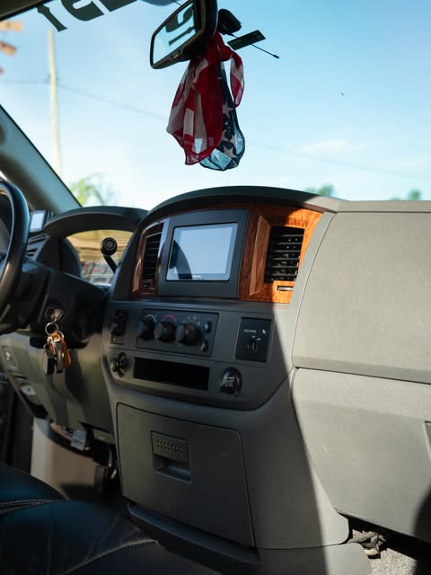 DODGE RAM 2500 SLT - Imagem 6