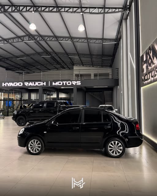 VOLKSWAGEN POLO SEDAN 1.6 COMPLETO - Imagem 9