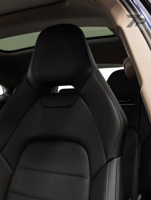 PORSCHE PANAMERA 4 E-HYBRID - Imagem 6