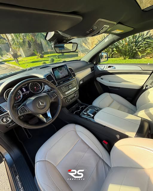 MERCEDES-BENZ GLE 400 COUPÉ - Imagem 6
