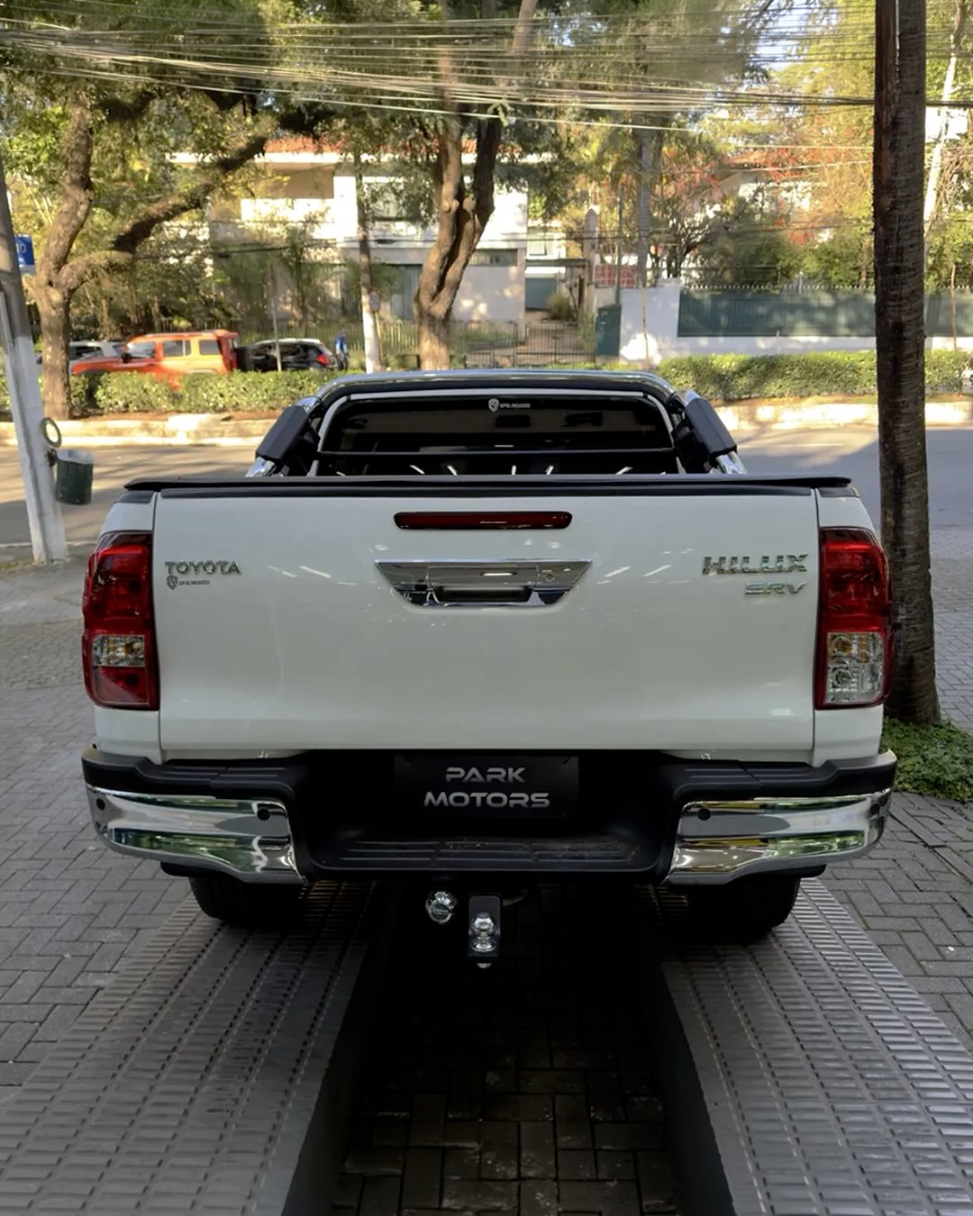 TOYOTA HILUX SRV - Imagem 6