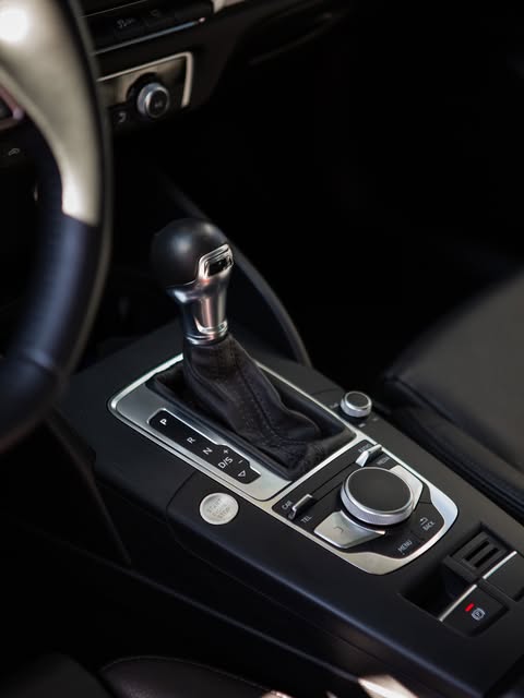 AUDI A3 PRESTIGE PLUS - Imagem 17