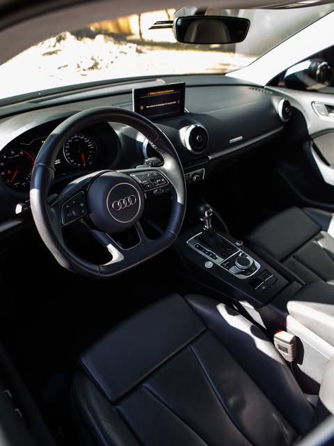 AUDI A3 PRESTIGE PLUS - Imagem 18