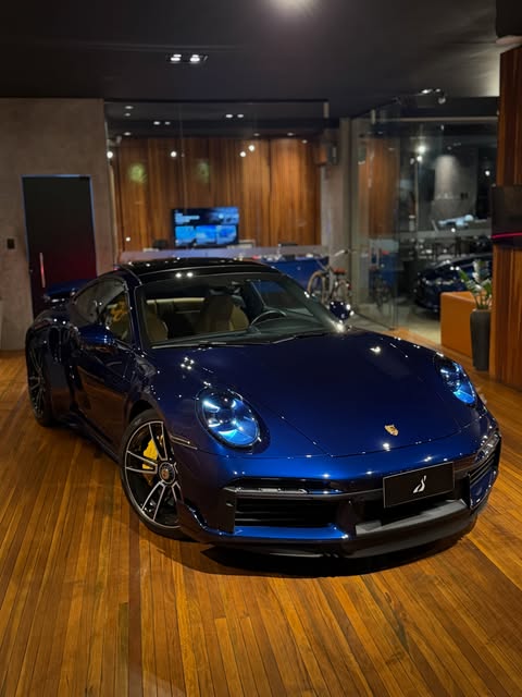 PORSCHE 911 TURBO S - Imagem 10