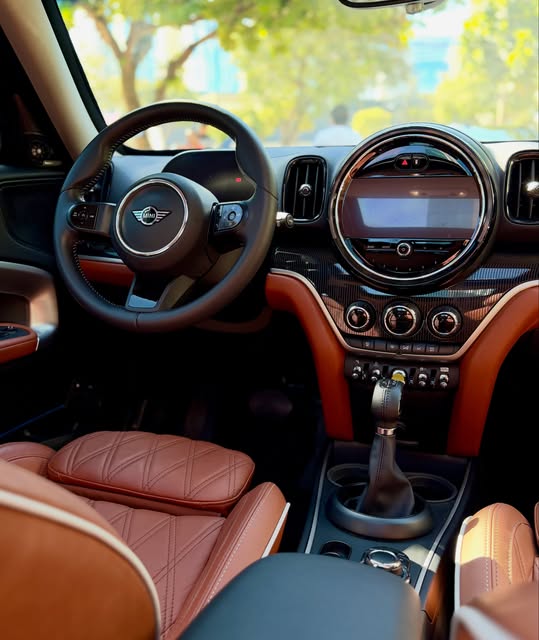 MINI COOPER COUNTRYMAN S E HYBRID - Imagem 6