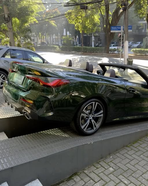 BMW 420I CABRIO M SPORT - Imagem 5