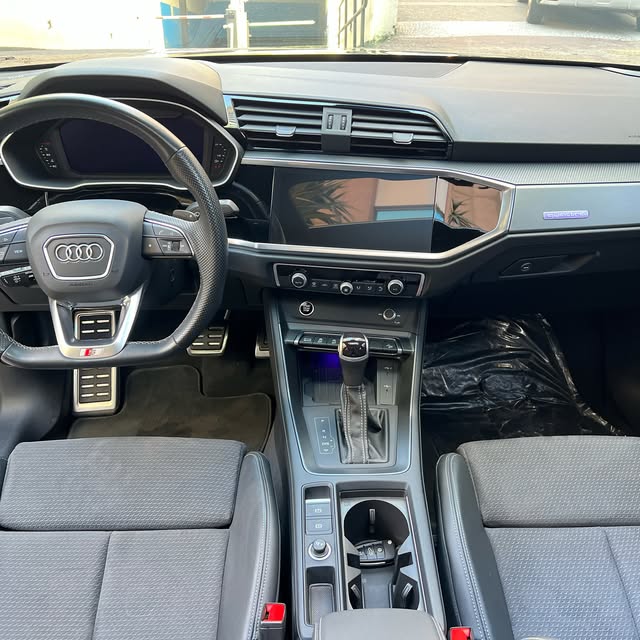 AUDI Q3 SPORTBACK ANNIVERSARY EDITION 2.0 40 QUATTRO - Imagem 7