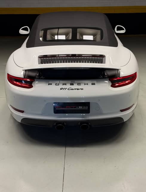 PORSCHE 911 CARRERA CABRIOLET - Imagem 18