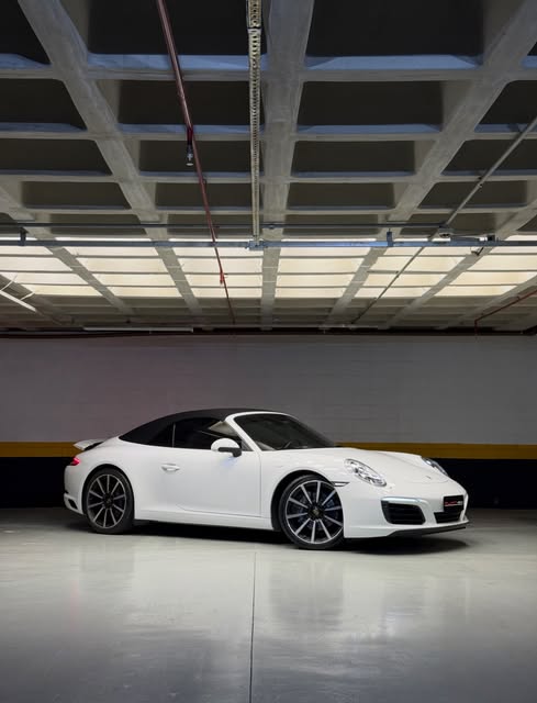 PORSCHE 911 CARRERA CABRIOLET - Imagem 5