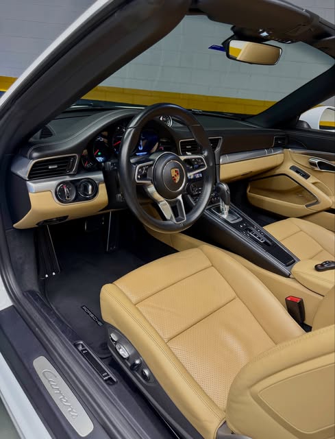 PORSCHE 911 CARRERA CABRIOLET - Imagem 9