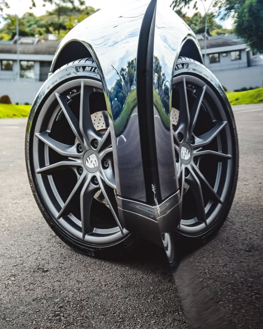 PORSCHE 911 CARRERA 991.2 - Imagem 3