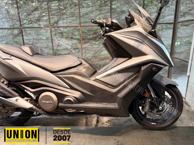 KYMCO AK 550 - Imagem 5