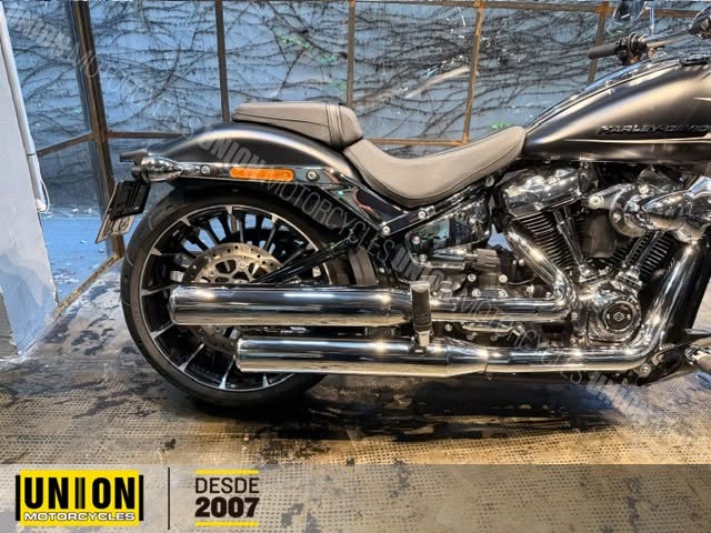 HARLEY-DAVIDSON BREAKOUT 117 - Imagem 4