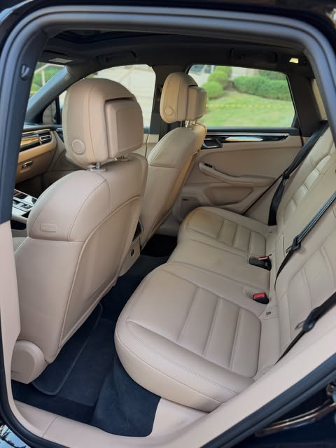 PORSCHE MACAN T - Imagem 14