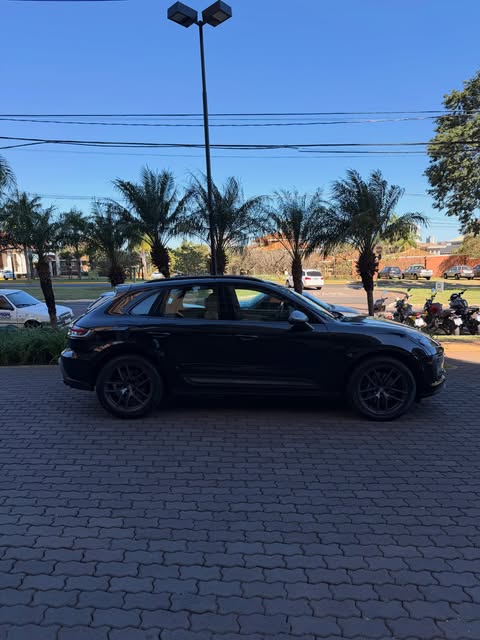 PORSCHE MACAN T - Imagem 4