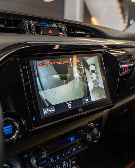 TOYOTA HILUX CD SRX PLUS - Imagem 9