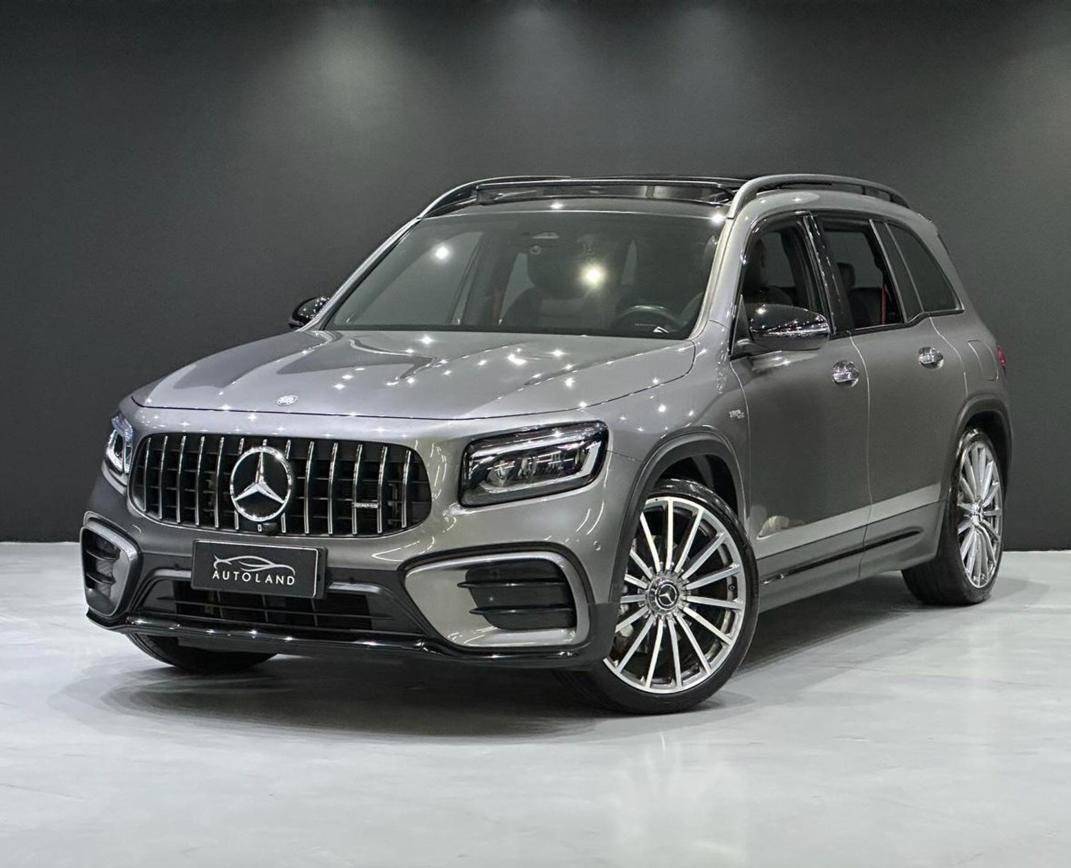 MERCEDES-BENZ GLB 35 AMG 2.0 MHEV 4MATIC SPEEDSHIFT - Imagem 4