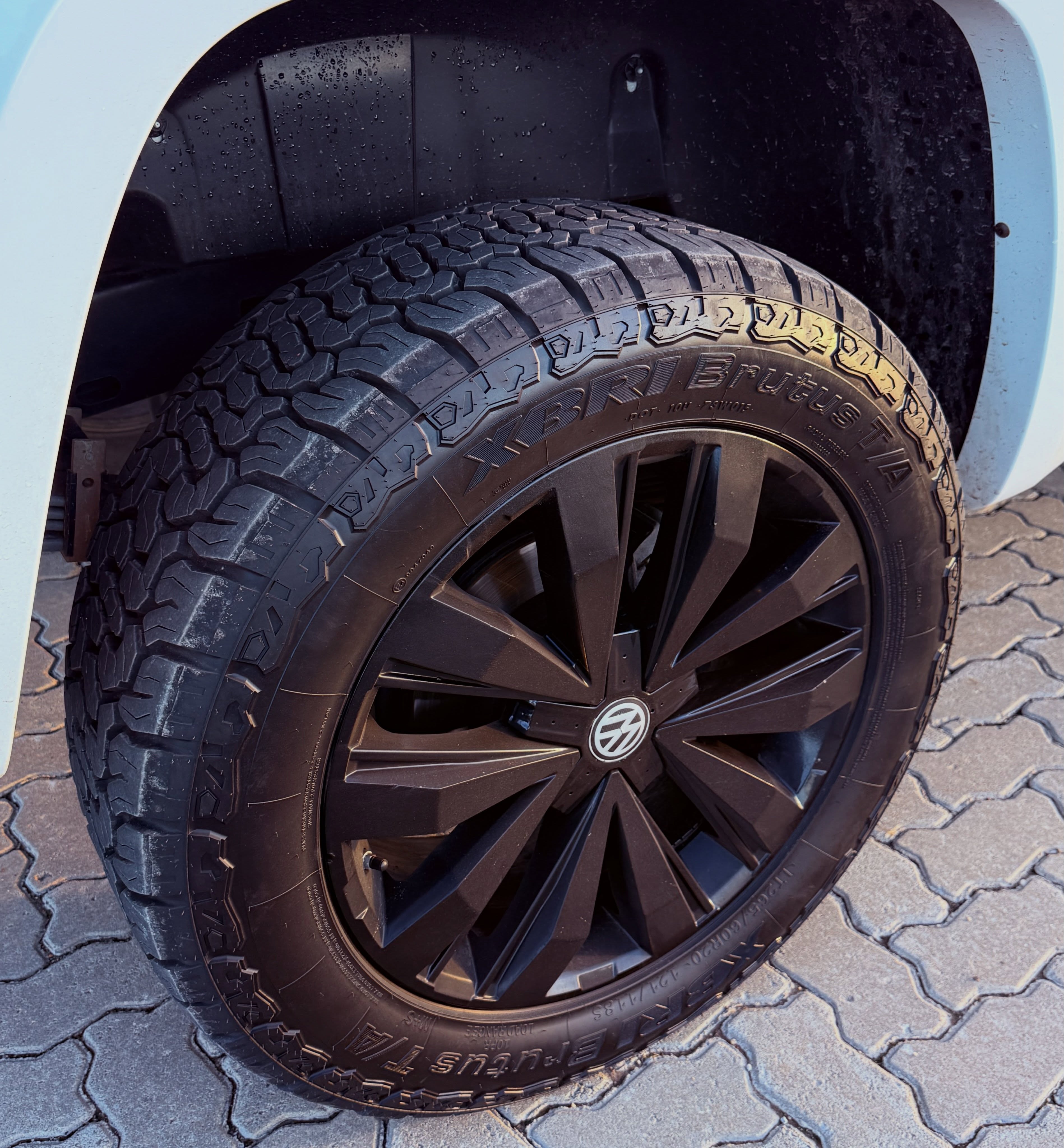 VOLKSWAGEN AMAROK COMFORTLINE - Imagem 6