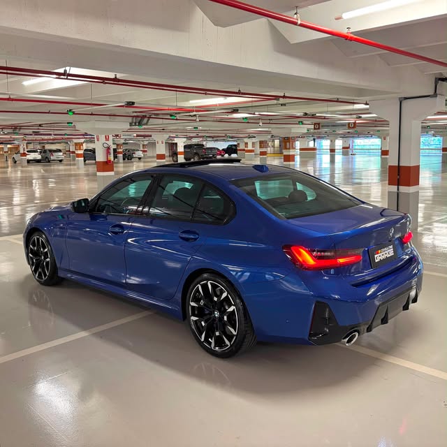 BMW 320I M SPORT - Imagem 3