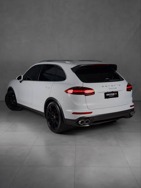 PORSCHE CAYENNE S - Imagem 12