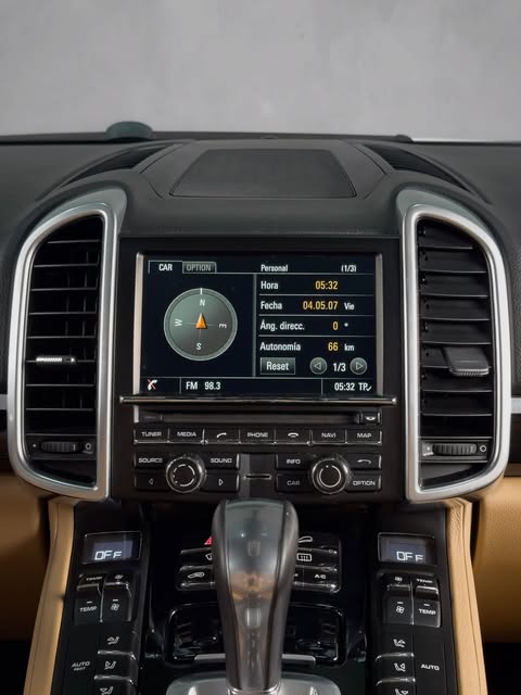 PORSCHE CAYENNE S - Imagem 5